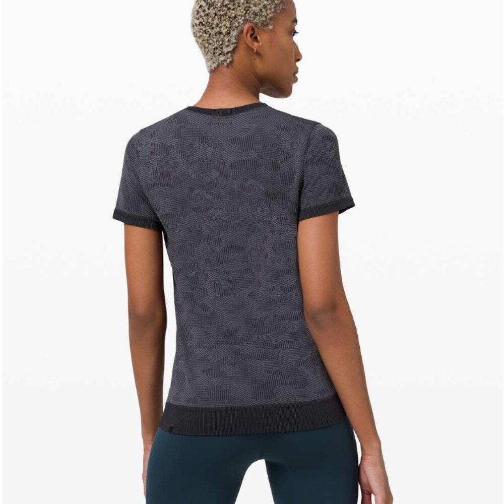 Lululemon Swiftly Breathe Short Sleeve Camo Vented Camo Black / Asphalt Grey - Picture 2 of 8